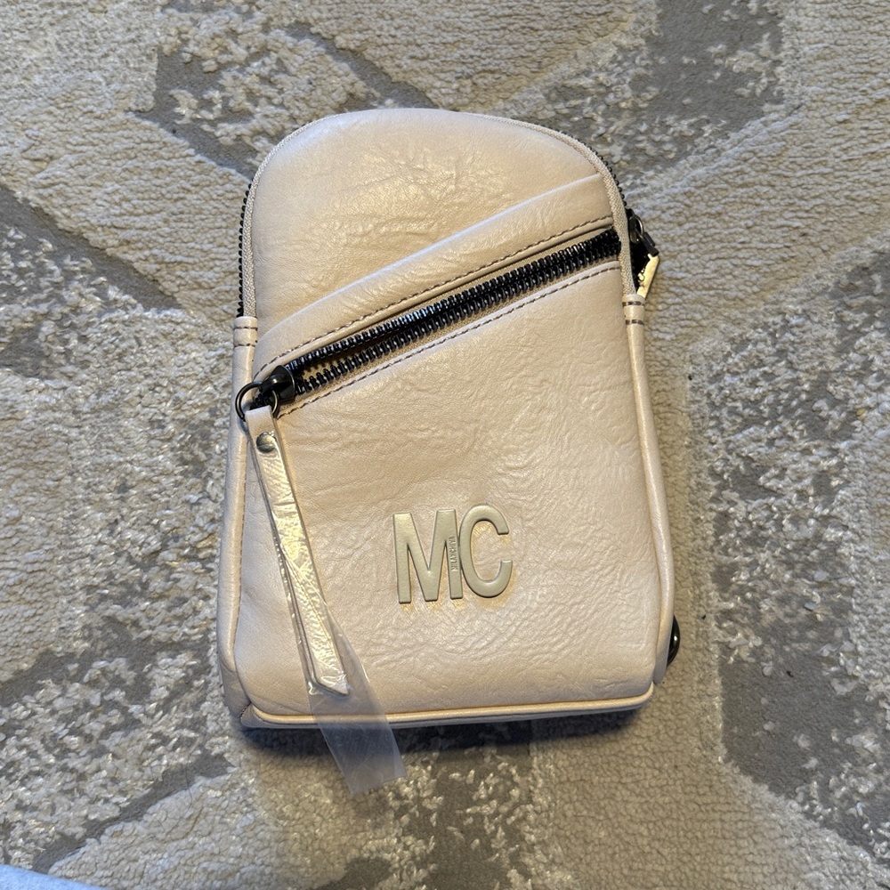 Milan Chiva sling bag